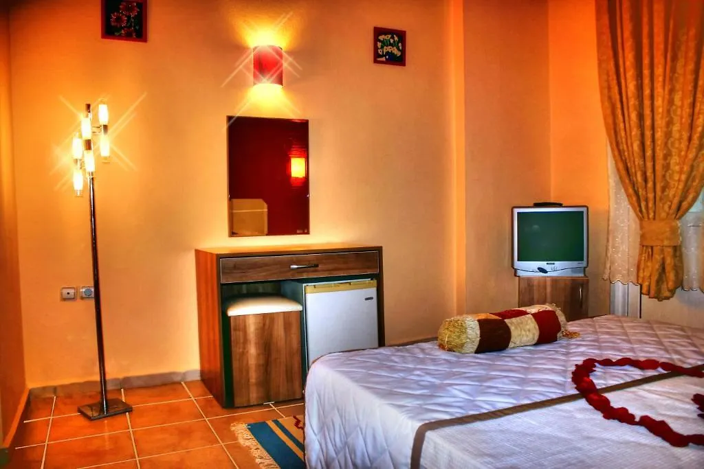 Moonstar Hotel Ortakent 2*,  Türkiye